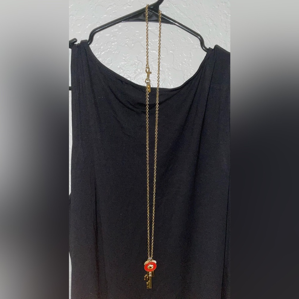 COACH SIGNATURE THREE KEY CHARM PENDANTS GOLDTONE 28” LONG NECKLACE CHAIN EUC - Picture 3 of 11